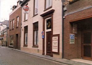 Gouden Leeuw 03__AIEOK+
